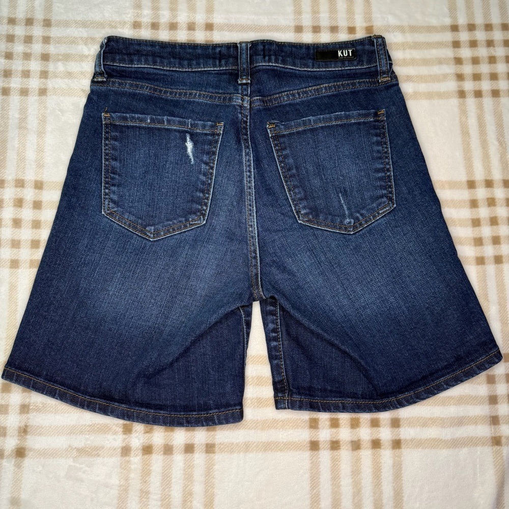 KUT from the Kloth Womens Dark Wash Distressed Denim Shorts Size 2 - Picture 5 of 10